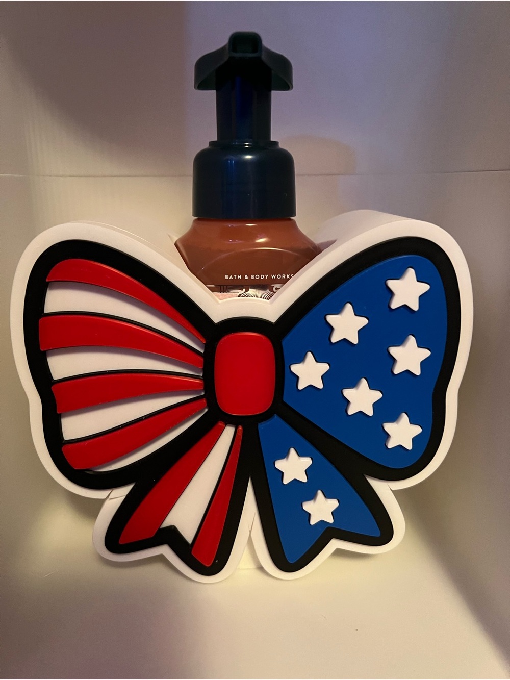 Custom Design - USA Flag Bow bath and body works soap holder